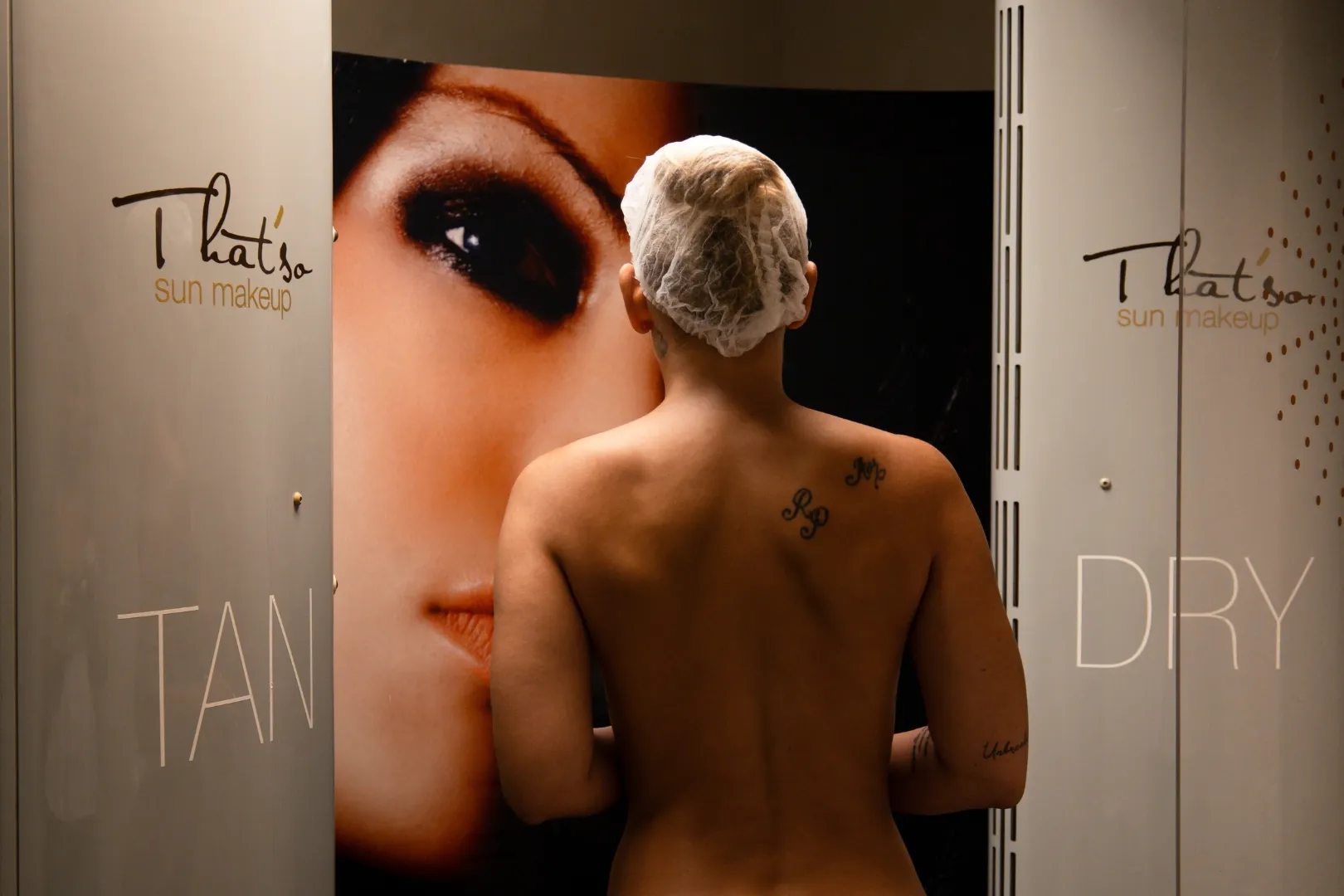 Spray tan